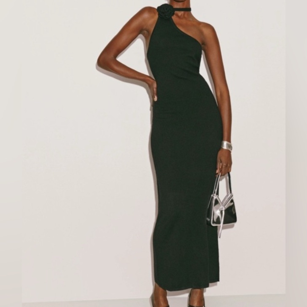 Reformation Ilaria Cashmere Dress 🌹🖤